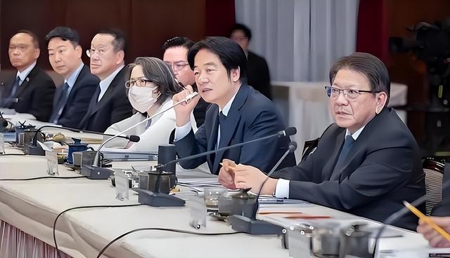 星空娱乐官方网站-一旦武统台湾，这4个台湾人必上“斩首”名单，一个都跑不掉！